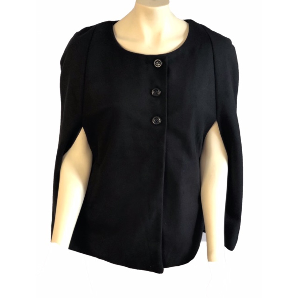 Stylish Black Poncho - Picture 3 of 3